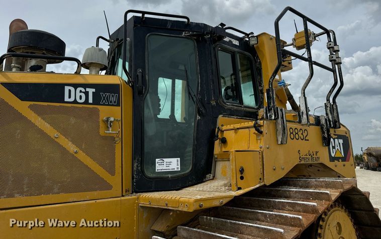 image for item DV1991 2016 Caterpillar D6T XW dozer