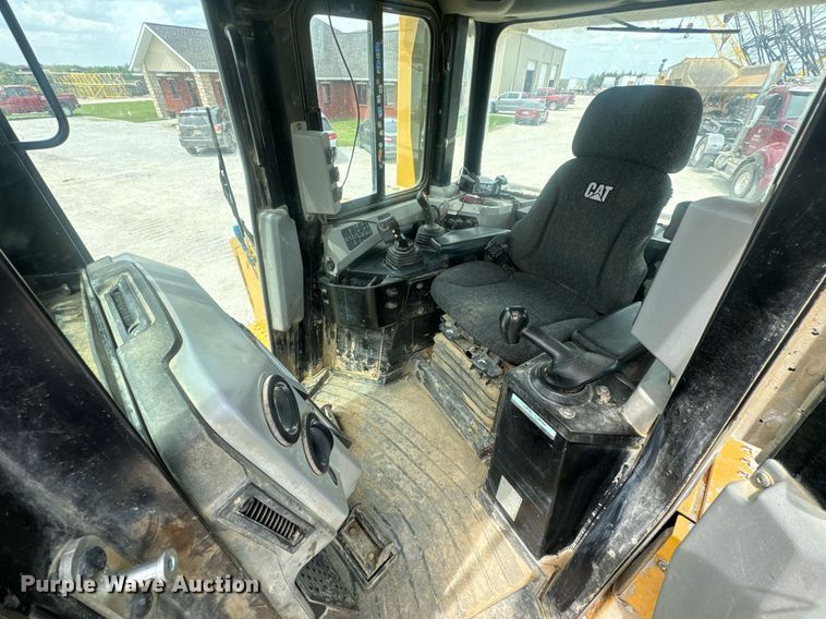 image for item DV1991 2016 Caterpillar D6T XW dozer