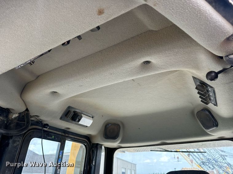 image for item DV1991 2016 Caterpillar D6T XW dozer