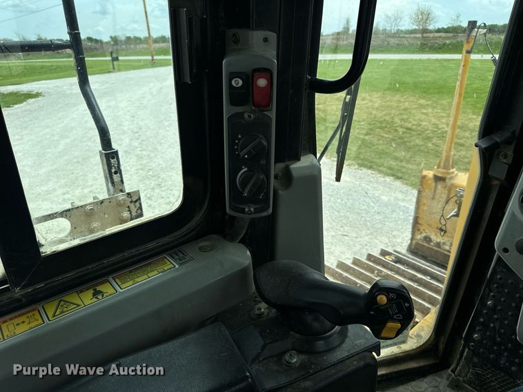 image for item DV1991 2016 Caterpillar D6T XW dozer
