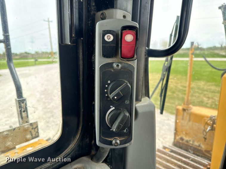 image for item DV1991 2016 Caterpillar D6T XW dozer