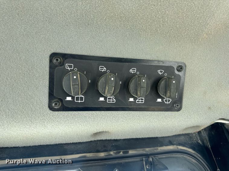 image for item DV1991 2016 Caterpillar D6T XW dozer