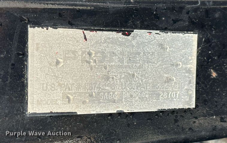 image for item DV1995 2017 Western Star 4700SF roll-off container truck