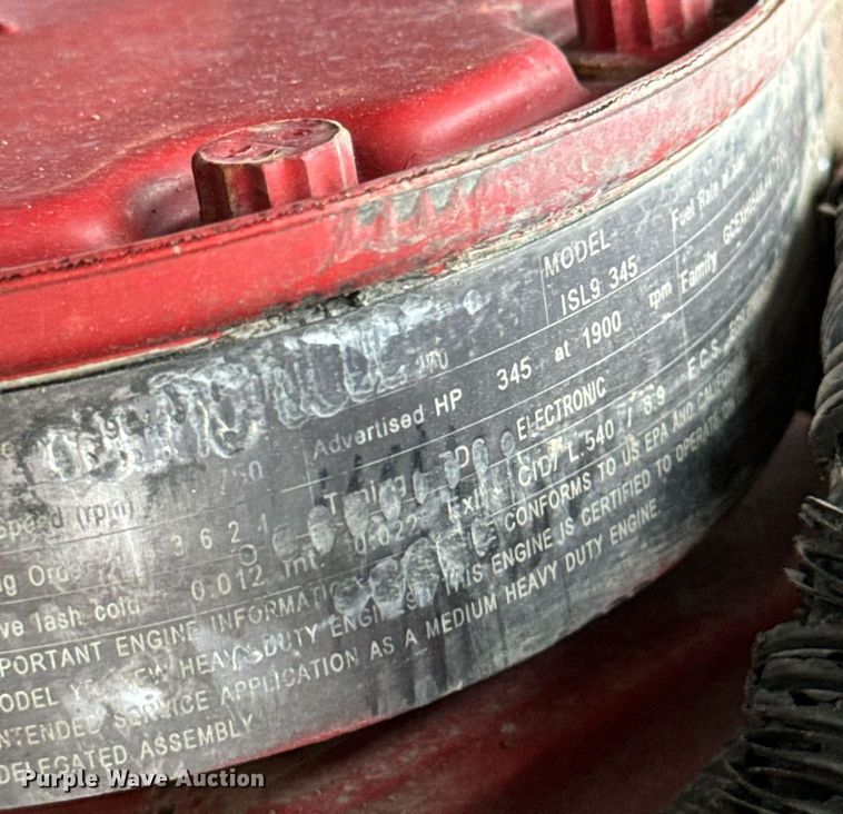 image for item DV1995 2017 Western Star 4700SF roll-off container truck