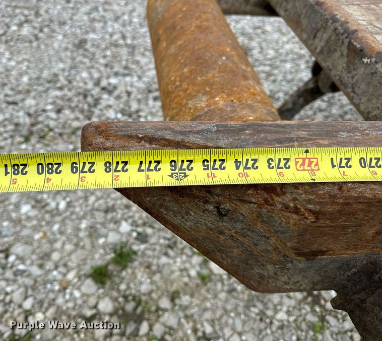 image for item DV1996 2015 Western Star 4700SF roll-off container truck