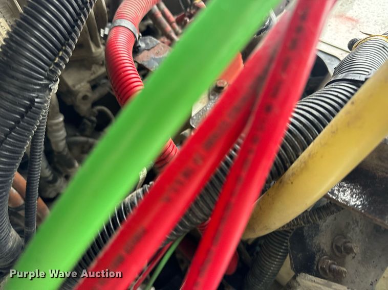 image for item DV1996 2015 Western Star 4700SF roll-off container truck