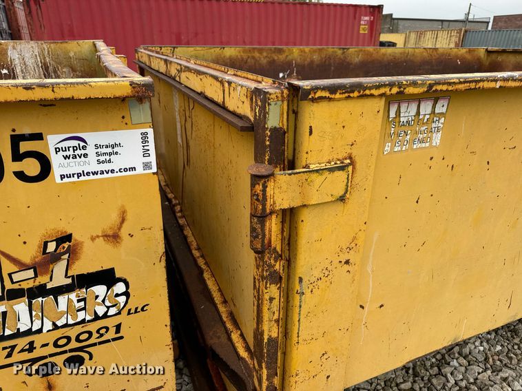 image for item DV1997 Wastequip roll-off container