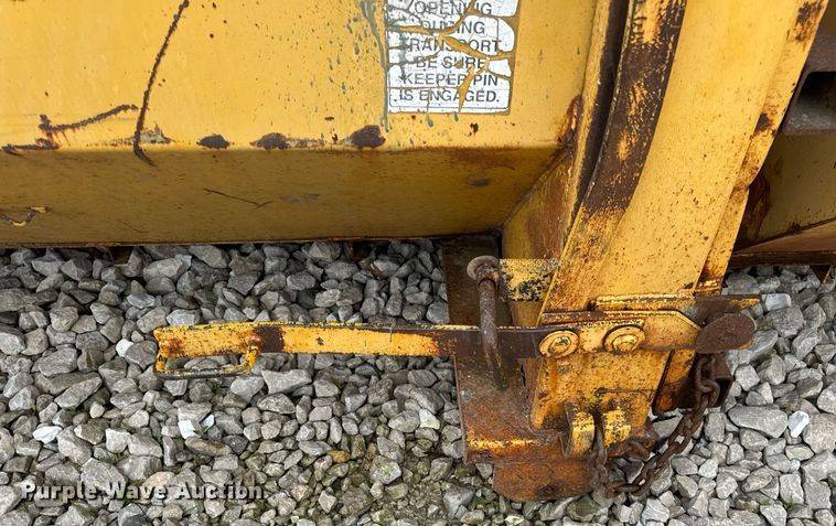 image for item DV1997 Wastequip roll-off container