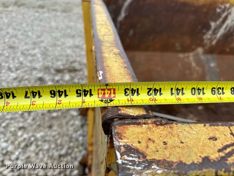 image for item DV1997 Wastequip roll-off container