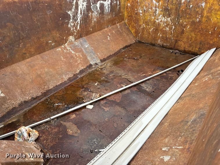 image for item DV1997 Wastequip roll-off container