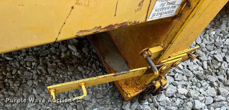 image for item DV1998 Wastequip roll-off container