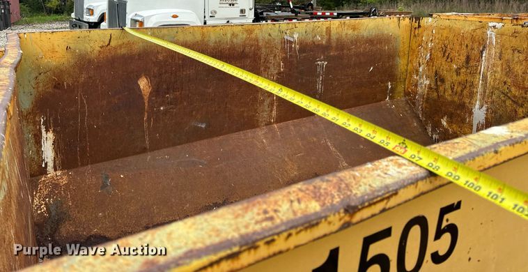 image for item DV1998 Wastequip roll-off container