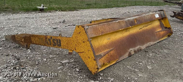 image for item DV2500 Komatsu haul truck end gate