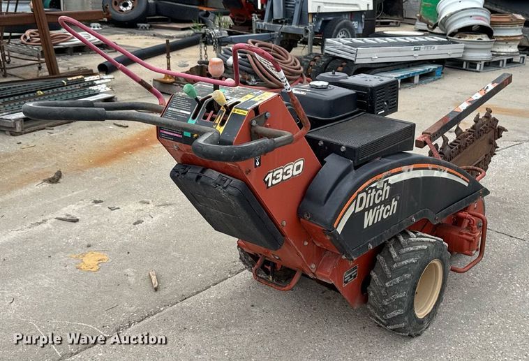 image for item DV2519 2007 Ditch Witch 1330 trencher