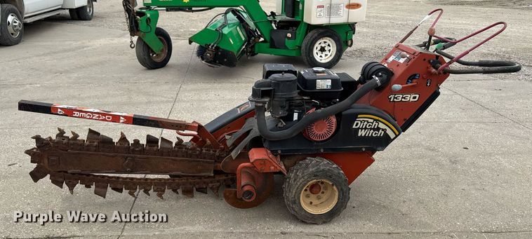 image for item DV2519 2007 Ditch Witch 1330 trencher