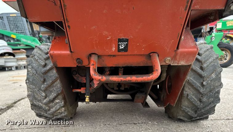 image for item DV2519 2007 Ditch Witch 1330 trencher