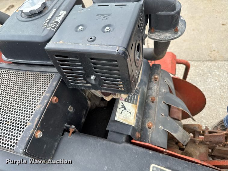 image for item DV2519 2007 Ditch Witch 1330 trencher