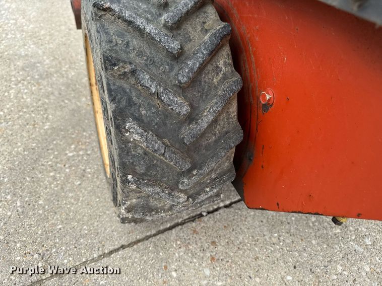 image for item DV2519 2007 Ditch Witch 1330 trencher