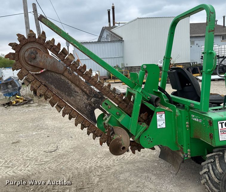 image for item DV2522 2014 Vermeer RTX450 trencher