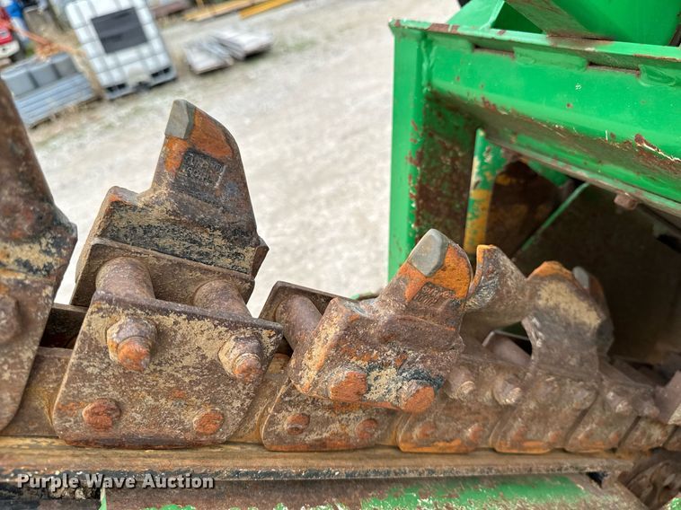 image for item DV2522 2014 Vermeer RTX450 trencher