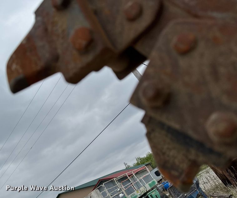 image for item DV2522 2014 Vermeer RTX450 trencher