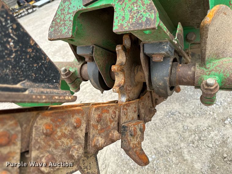 image for item DV2522 2014 Vermeer RTX450 trencher