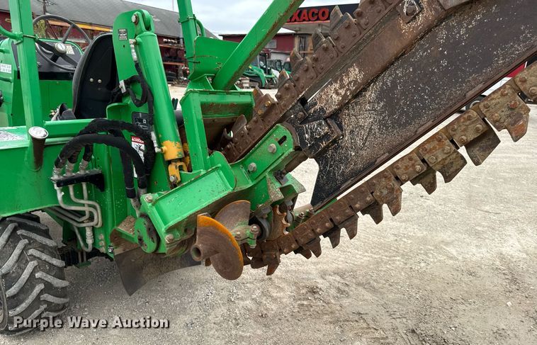 image for item DV2522 2014 Vermeer RTX450 trencher