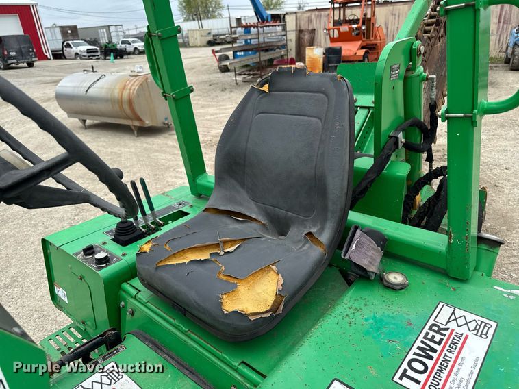 image for item DV2522 2014 Vermeer RTX450 trencher