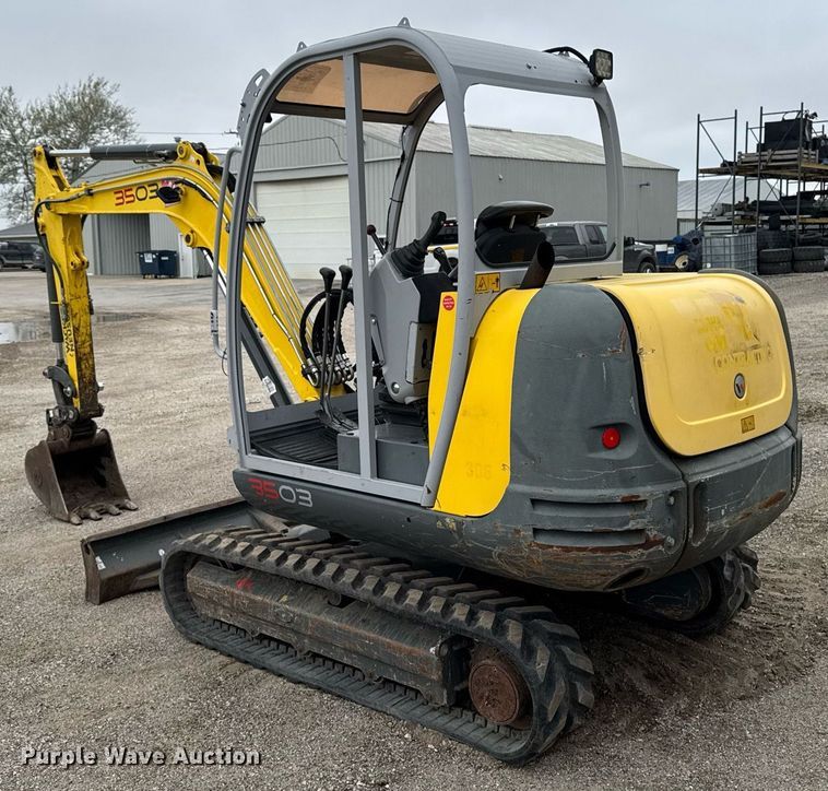 image for item DV2524 2015 Wacker Neuson 3503RD mini excavator