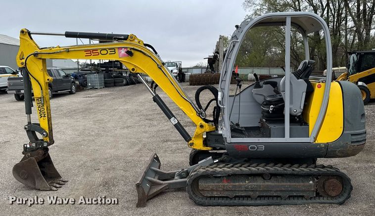 image for item DV2524 2015 Wacker Neuson 3503RD mini excavator
