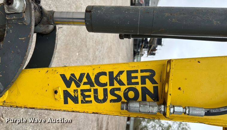 image for item DV2524 2015 Wacker Neuson 3503RD mini excavator