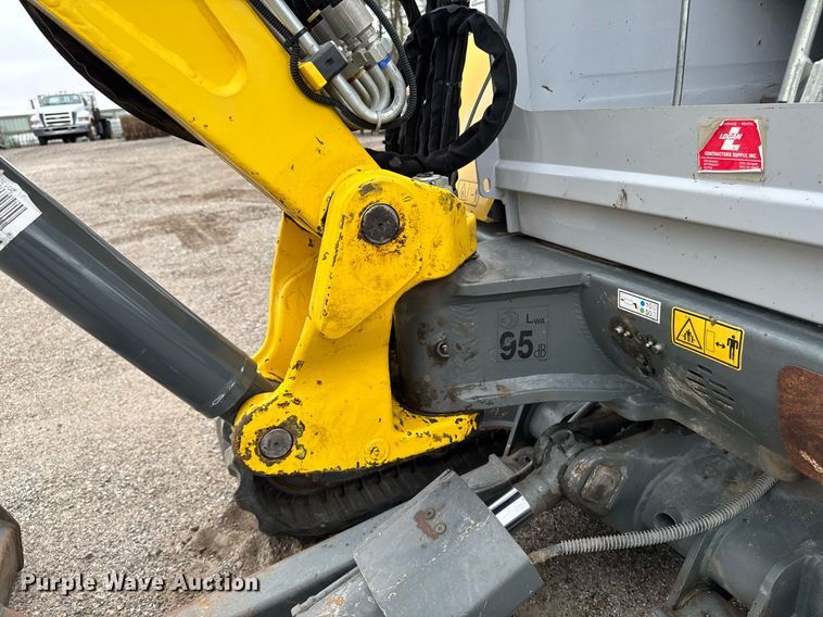 image for item DV2524 2015 Wacker Neuson 3503RD mini excavator