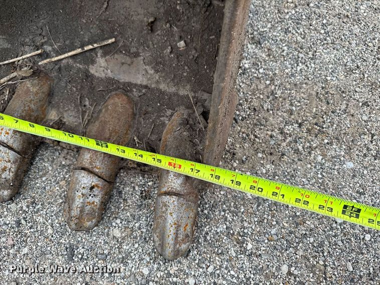 image for item DV2524 2015 Wacker Neuson 3503RD mini excavator