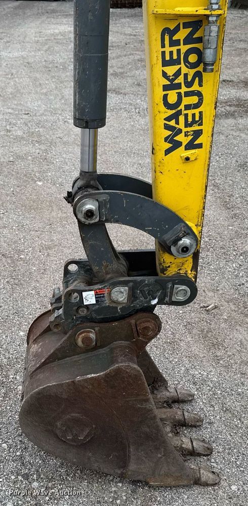 image for item DV2524 2015 Wacker Neuson 3503RD mini excavator