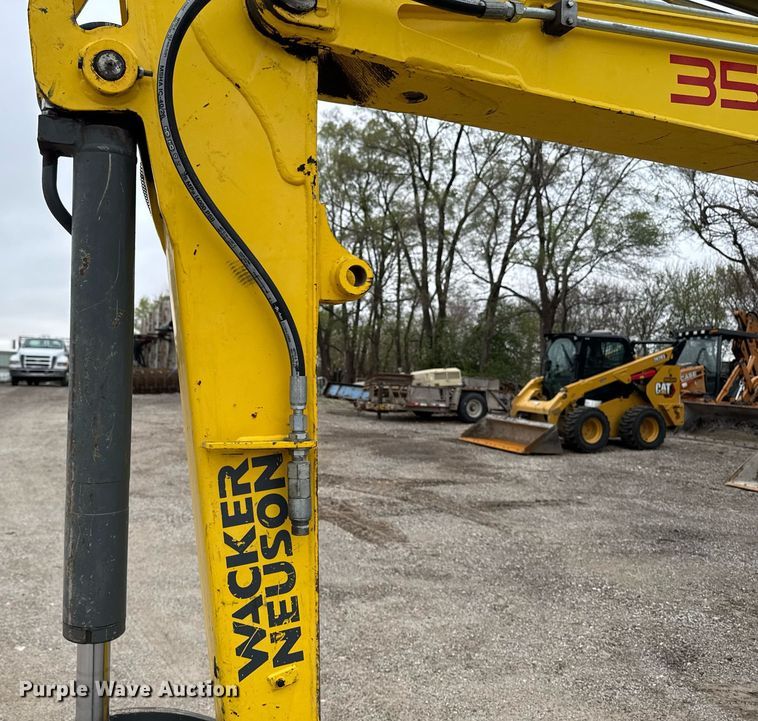 image for item DV2524 2015 Wacker Neuson 3503RD mini excavator