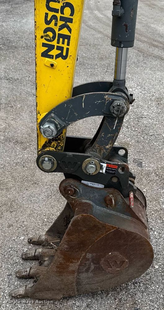 image for item DV2524 2015 Wacker Neuson 3503RD mini excavator