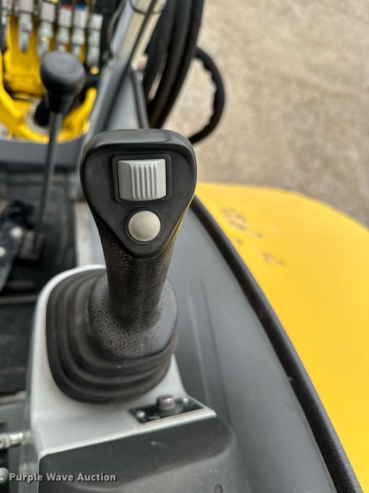 image for item DV2524 2015 Wacker Neuson 3503RD mini excavator