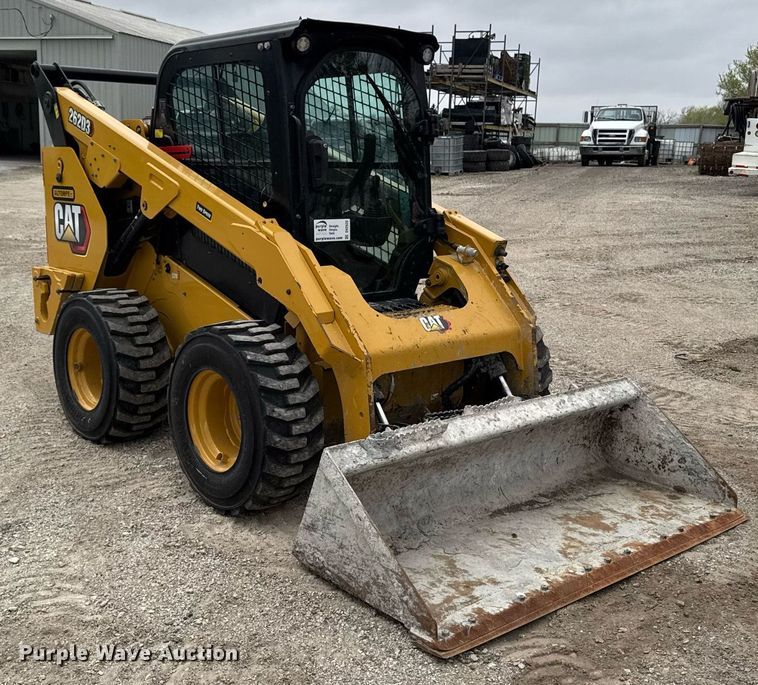 image for item DV2525 2020 Caterpillar 262D3 skid steer loader