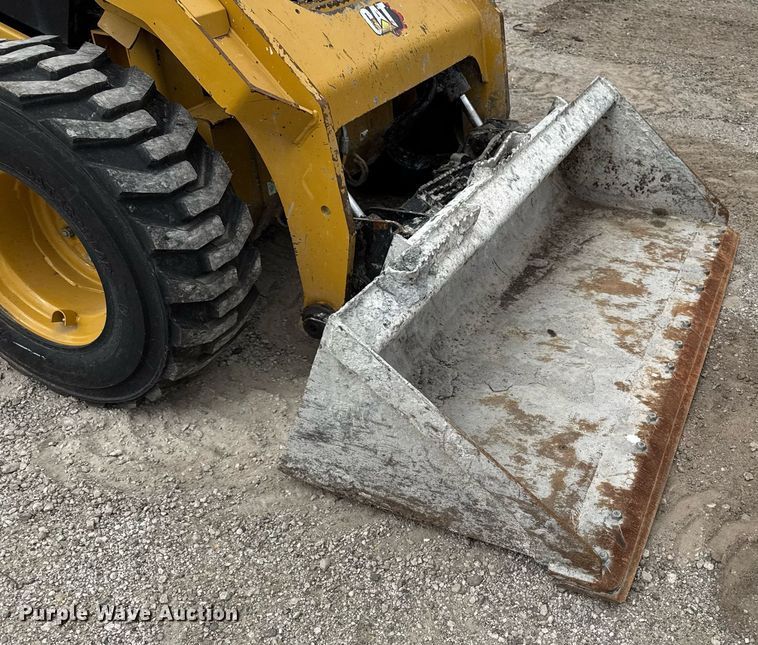 image for item DV2525 2020 Caterpillar 262D3 skid steer loader
