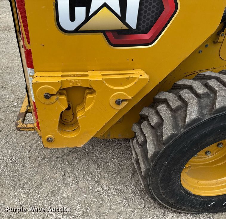image for item DV2525 2020 Caterpillar 262D3 skid steer loader