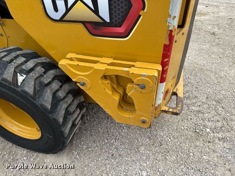 image for item DV2525 2020 Caterpillar 262D3 skid steer loader