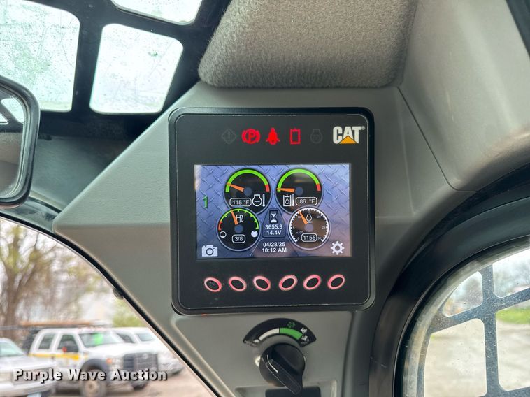 image for item DV2525 2020 Caterpillar 262D3 skid steer loader