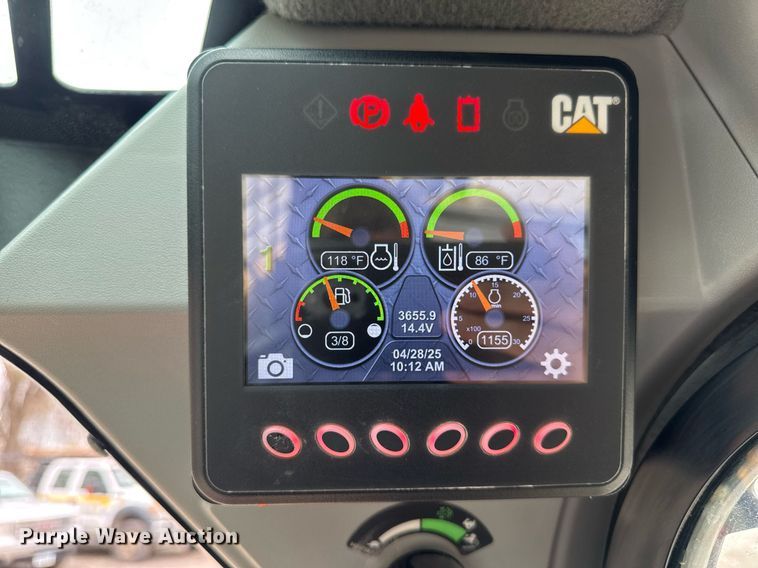 image for item DV2525 2020 Caterpillar 262D3 skid steer loader