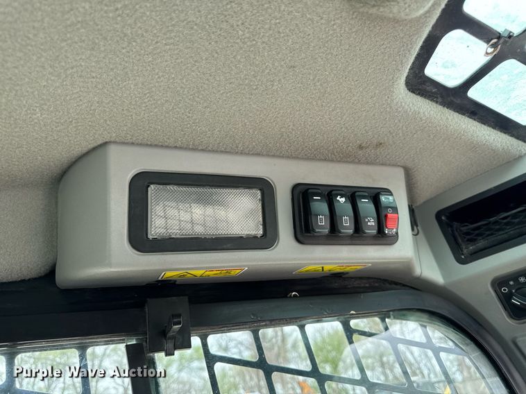 image for item DV2525 2020 Caterpillar 262D3 skid steer loader