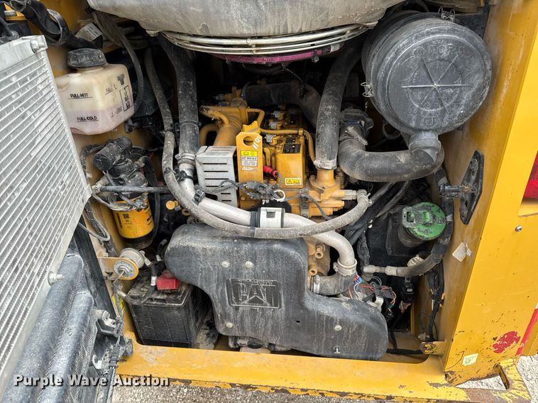 image for item DV2525 2020 Caterpillar 262D3 skid steer loader