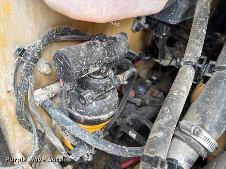 image for item DV2525 2020 Caterpillar 262D3 skid steer loader