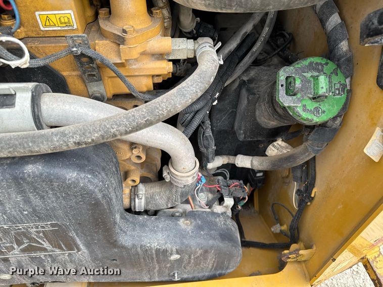 image for item DV2525 2020 Caterpillar 262D3 skid steer loader