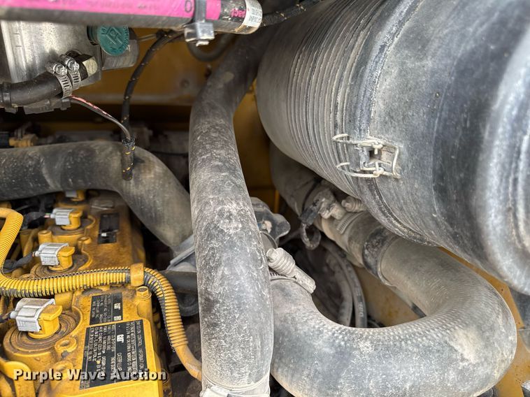 image for item DV2525 2020 Caterpillar 262D3 skid steer loader