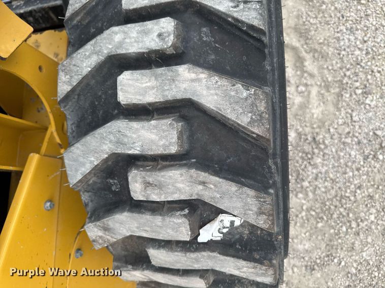 image for item DV2525 2020 Caterpillar 262D3 skid steer loader