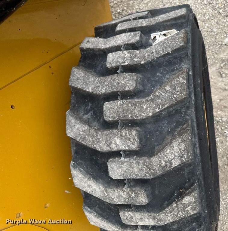 image for item DV2525 2020 Caterpillar 262D3 skid steer loader